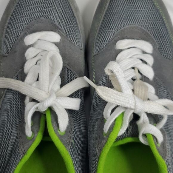 10 GRAY SUEDE LEATHER green lace up sneakers tennis shoes OLD NAVY - Picture 11 of 12
